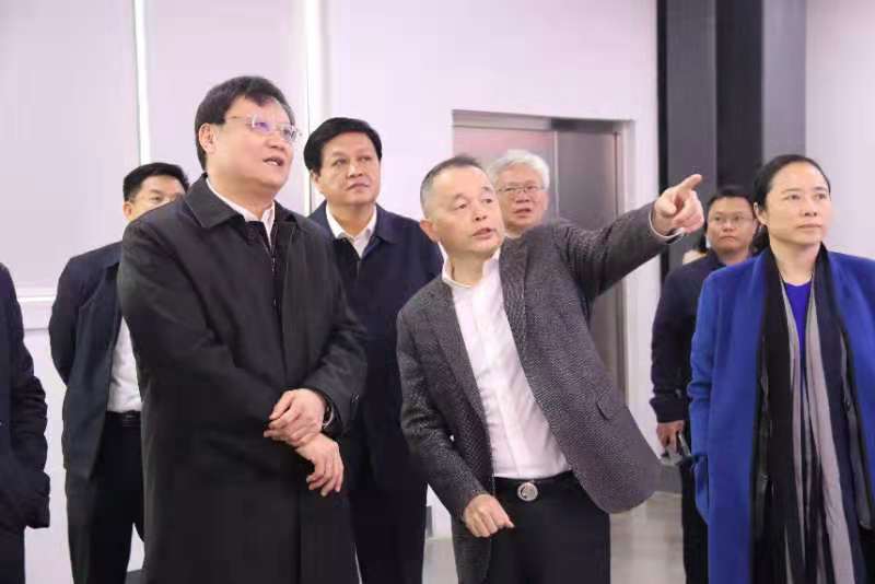 湖南省委常委、省國(guó)資委書(shū)記等赴邵陽(yáng)調(diào)研國(guó)資國(guó)企工作方案考察團(tuán)來(lái)我公司調(diào)研